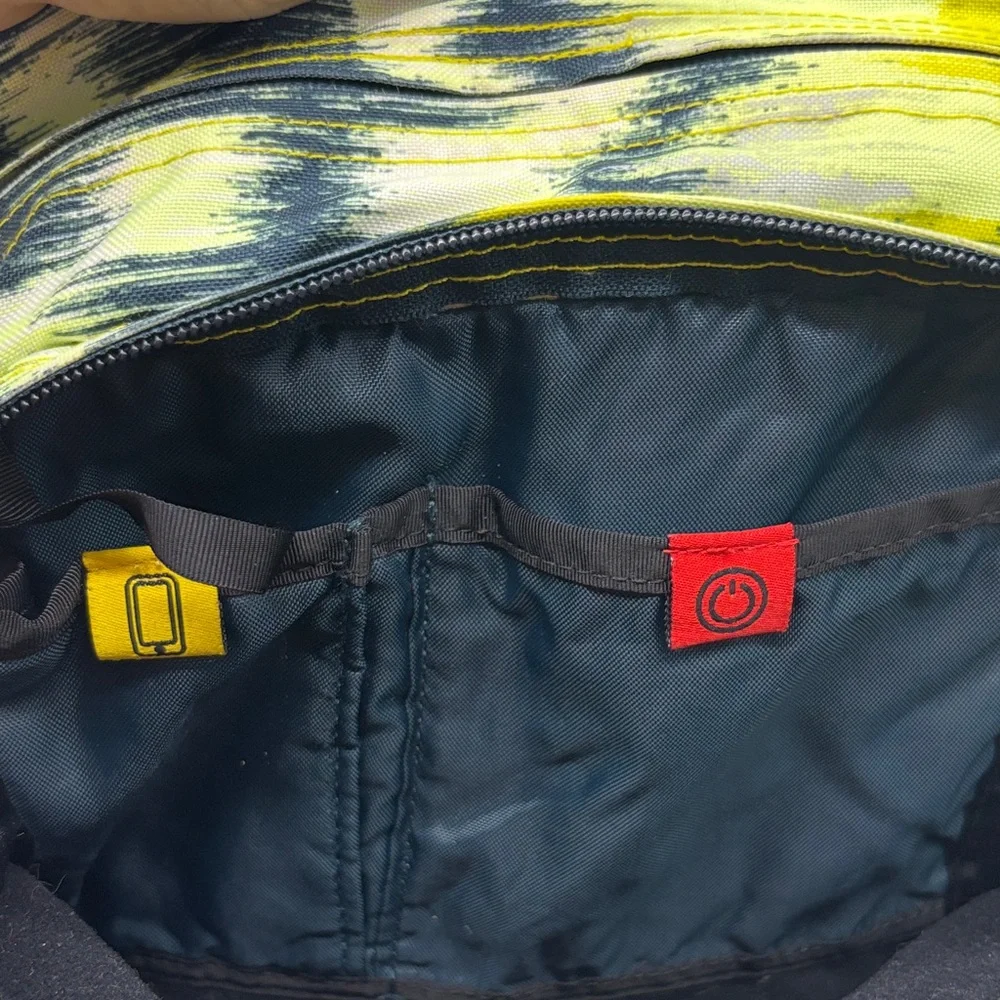 The North Face Black Yellow Patterned Backpack TOT8551F